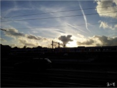 Langit Delft ditemani awan yang menari